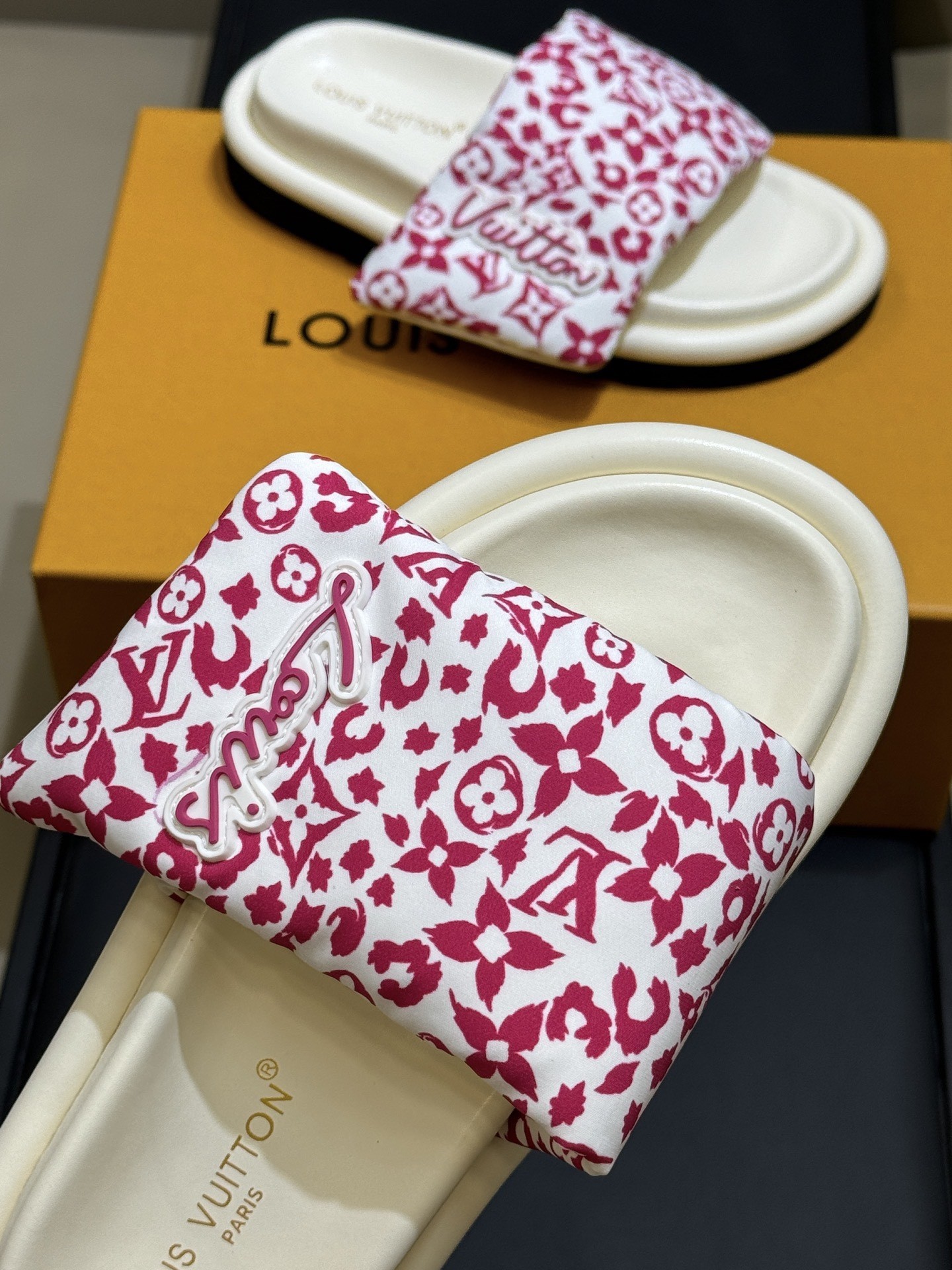 L X V SLIPPERS detail 5