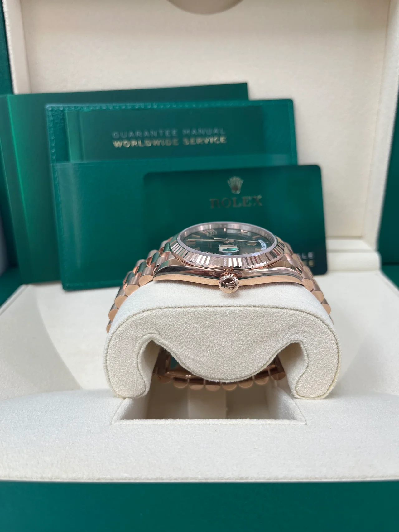 Rolex Day Date 40 18k Everose Gold Olive Green Dial m228235 0025 40mm