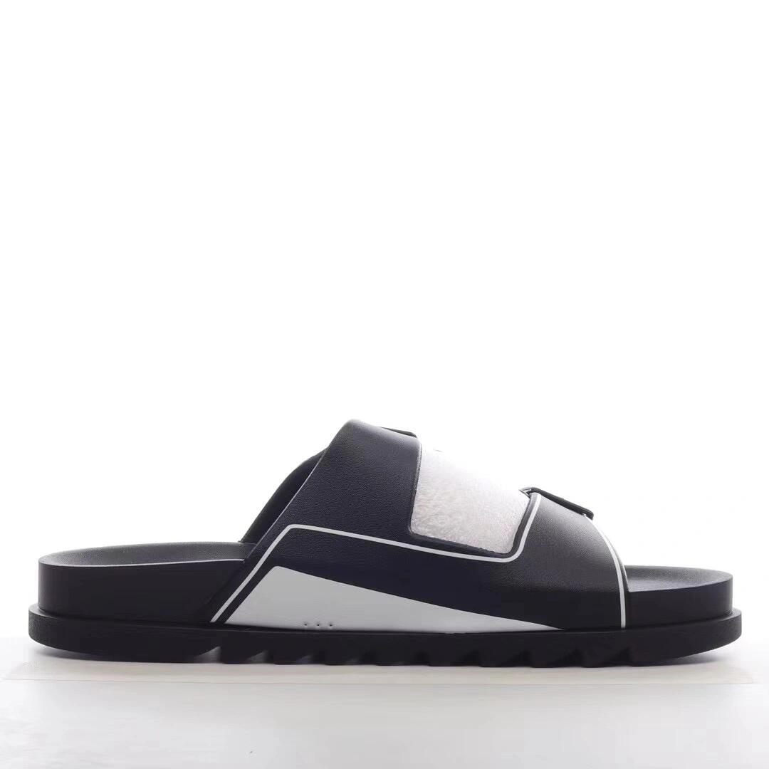 L X V slippers detail 3