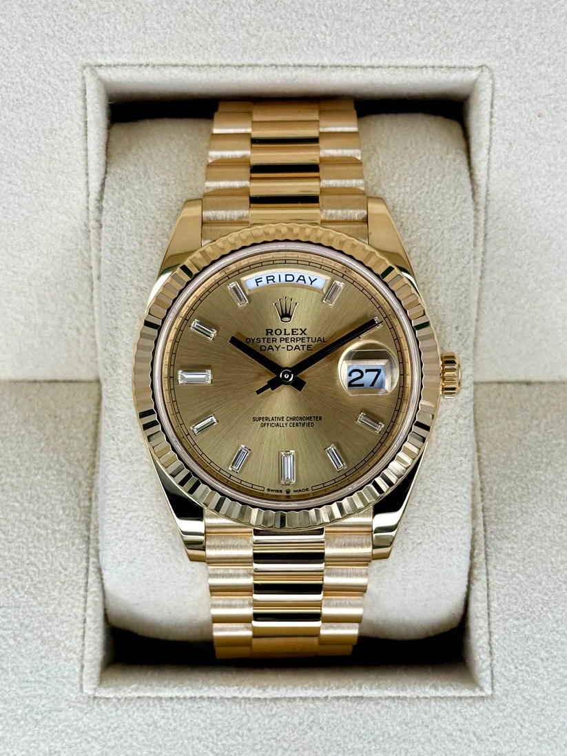 【Super Clone】RLX  Day-Date "President" 40mm Yellow Gold Champagne Diamond Baguette Dial - 228238