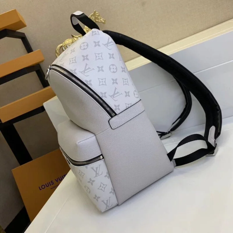 Louis Vuitton Discovery Backpack M30232 M30228