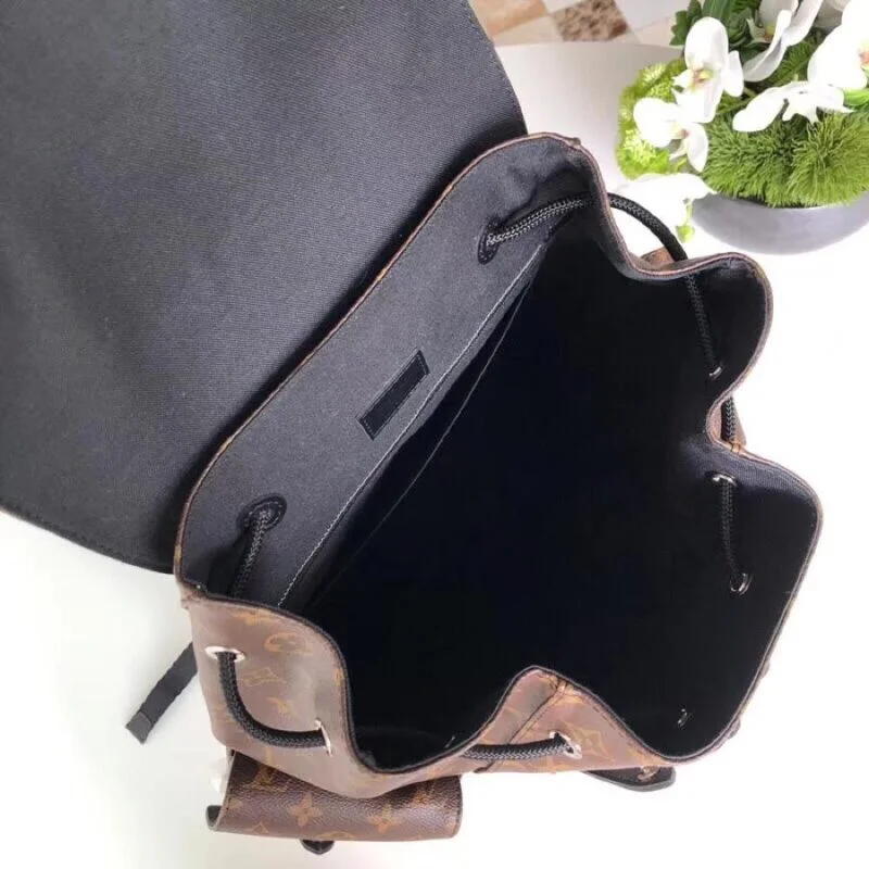 Louis Vuitton Christopher Pm M43735 Mono Brown
