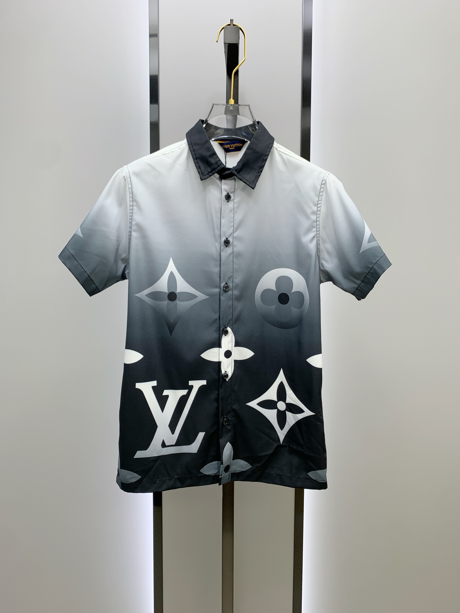 Louis Vuitton Sommeranzug Size M-XXL