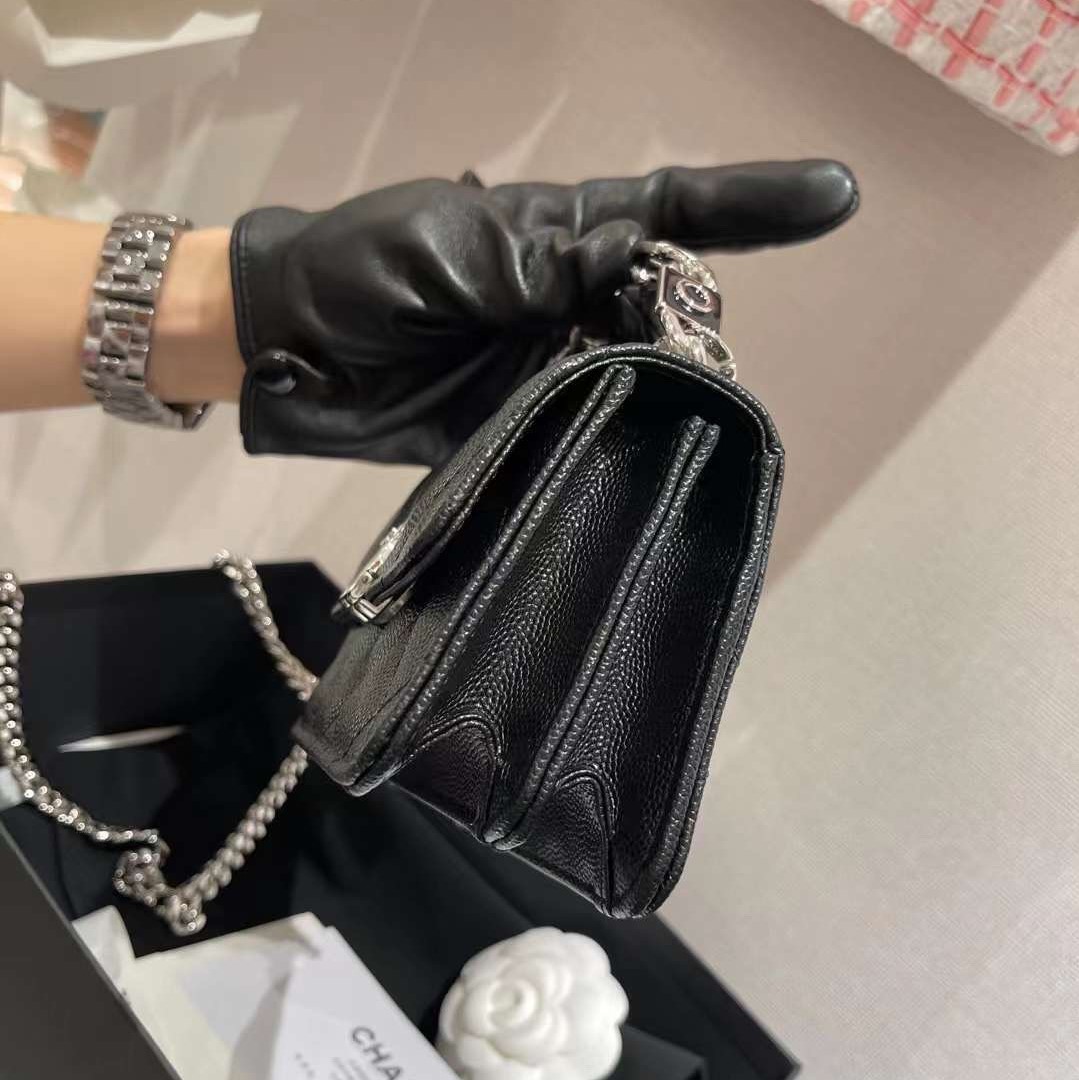 Chanel Enamel Handle Clutch with Chain in Grained Calfskin