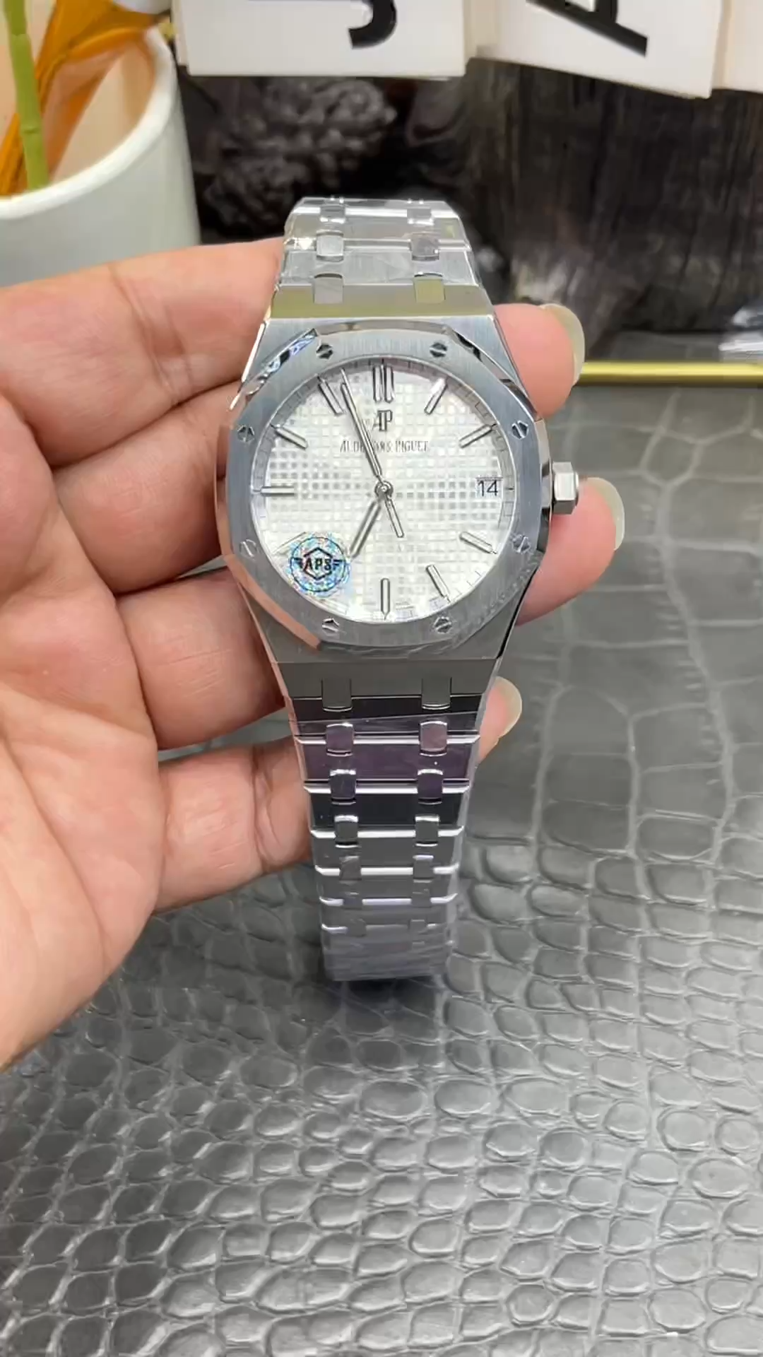 AP Royal Oak 41MM 15500ST.OO.1220ST.04 Replica Automatic 4302