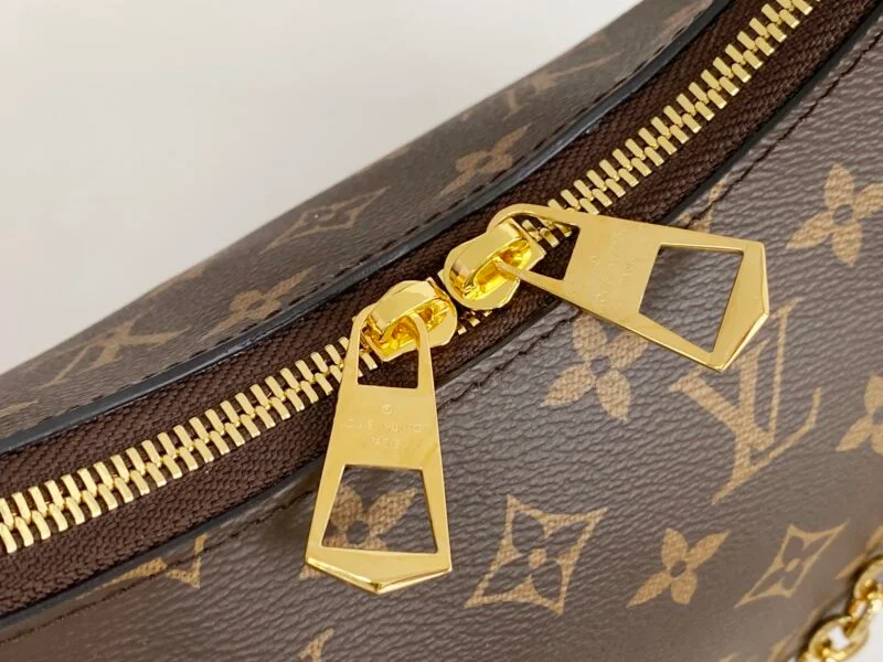 Louis Vuitton Boulogne M45832