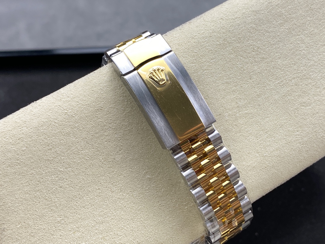 2022 Rolex Datejust Champagne Diamond Dial Two Tone M126333-0012 41mm Mens Replica Watch