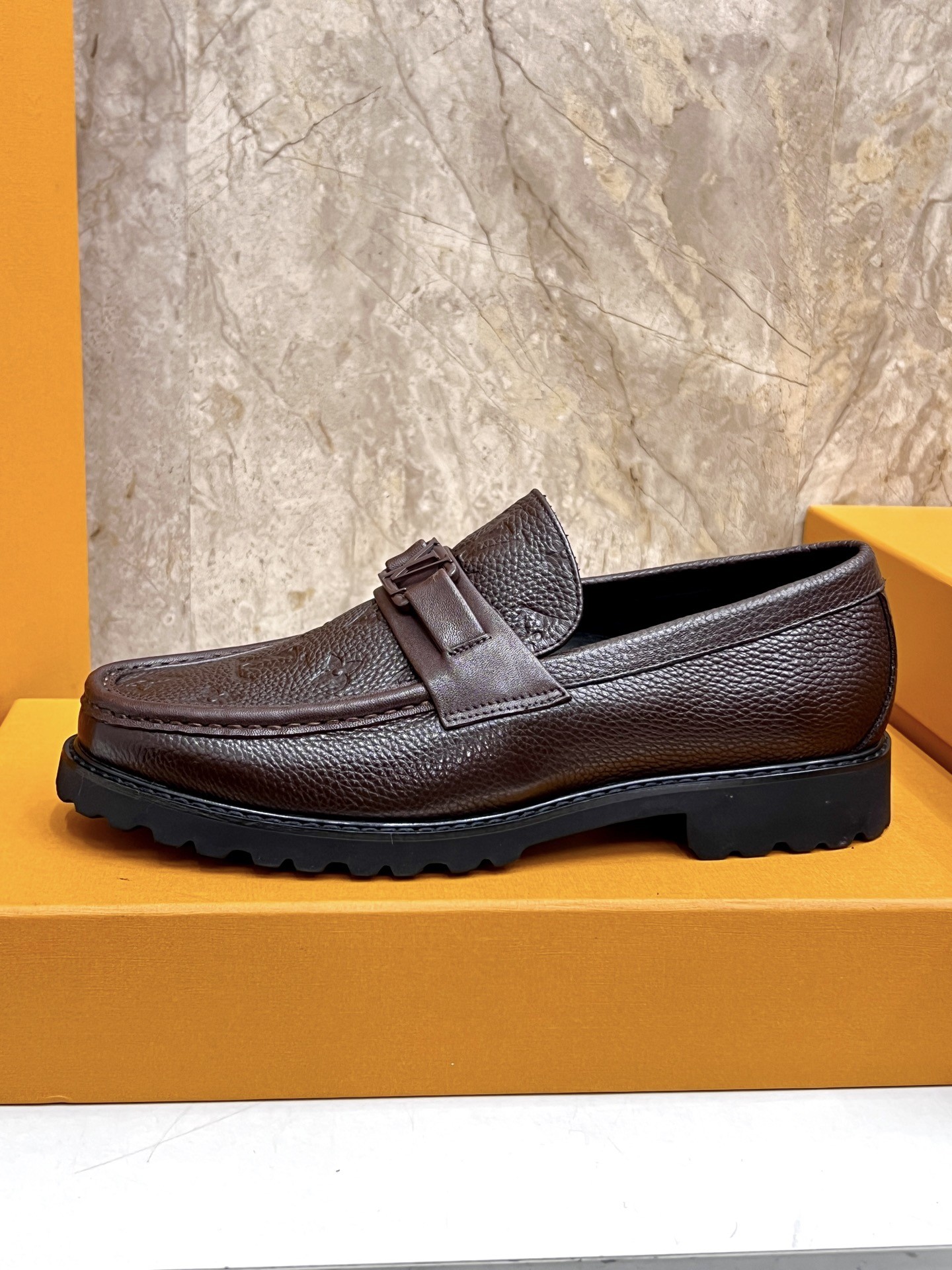 L X V Men's new high qualityLoafers detail 5