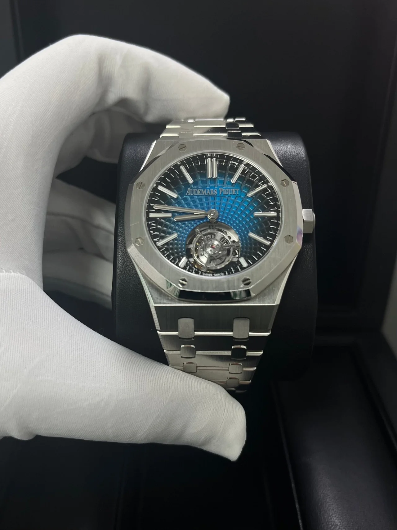 Royal Oak Selfwinding Flying Tourbillon Ref. 26530ST.OO.1220ST.01 41mm