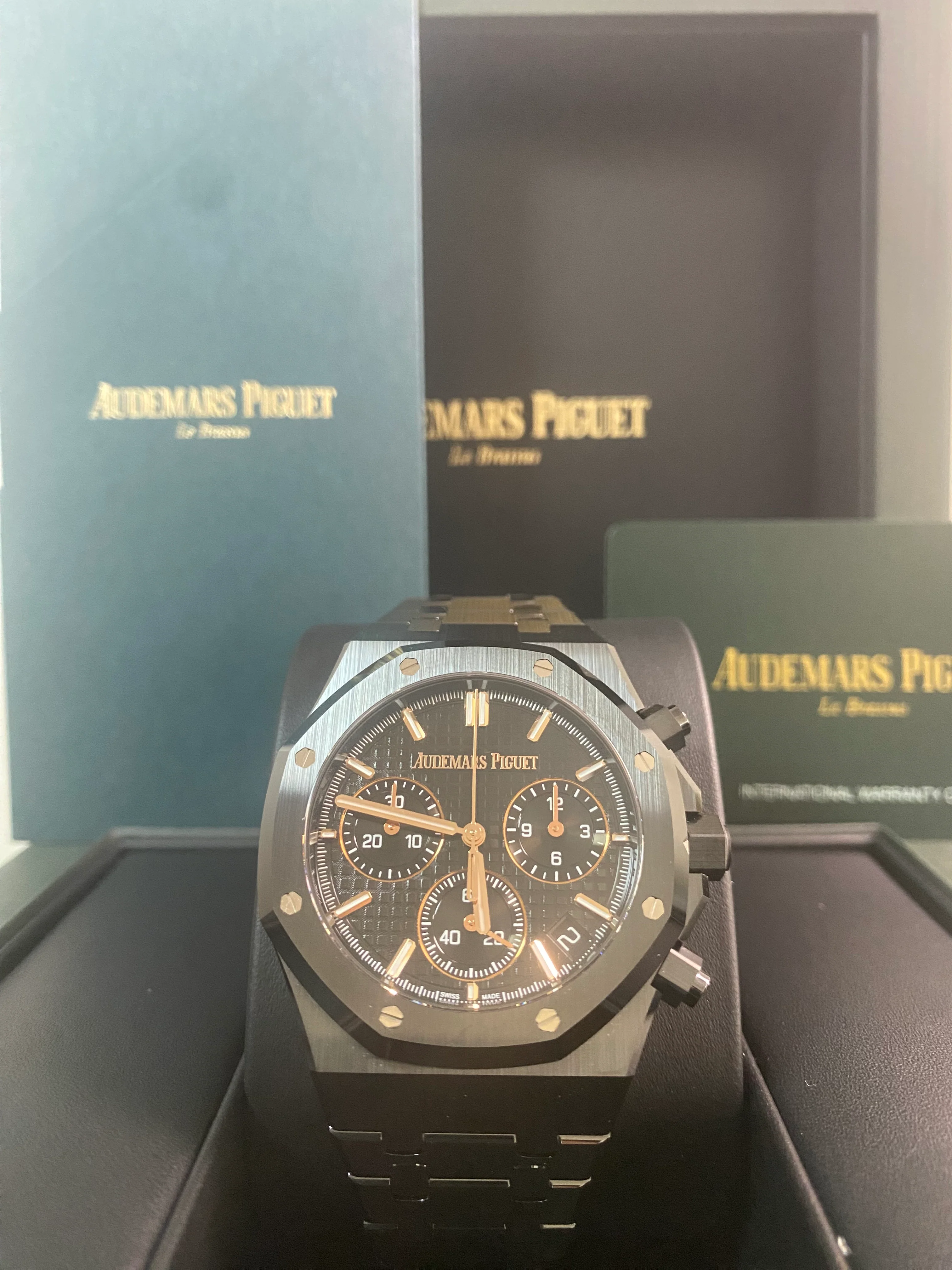 Audemars Piguet,Royal Oak Chronograph Royal Oak Chronograph Black Ceramic- 2024 - Black Grand Tapisserie Dial - 26240CE *FULL SET*