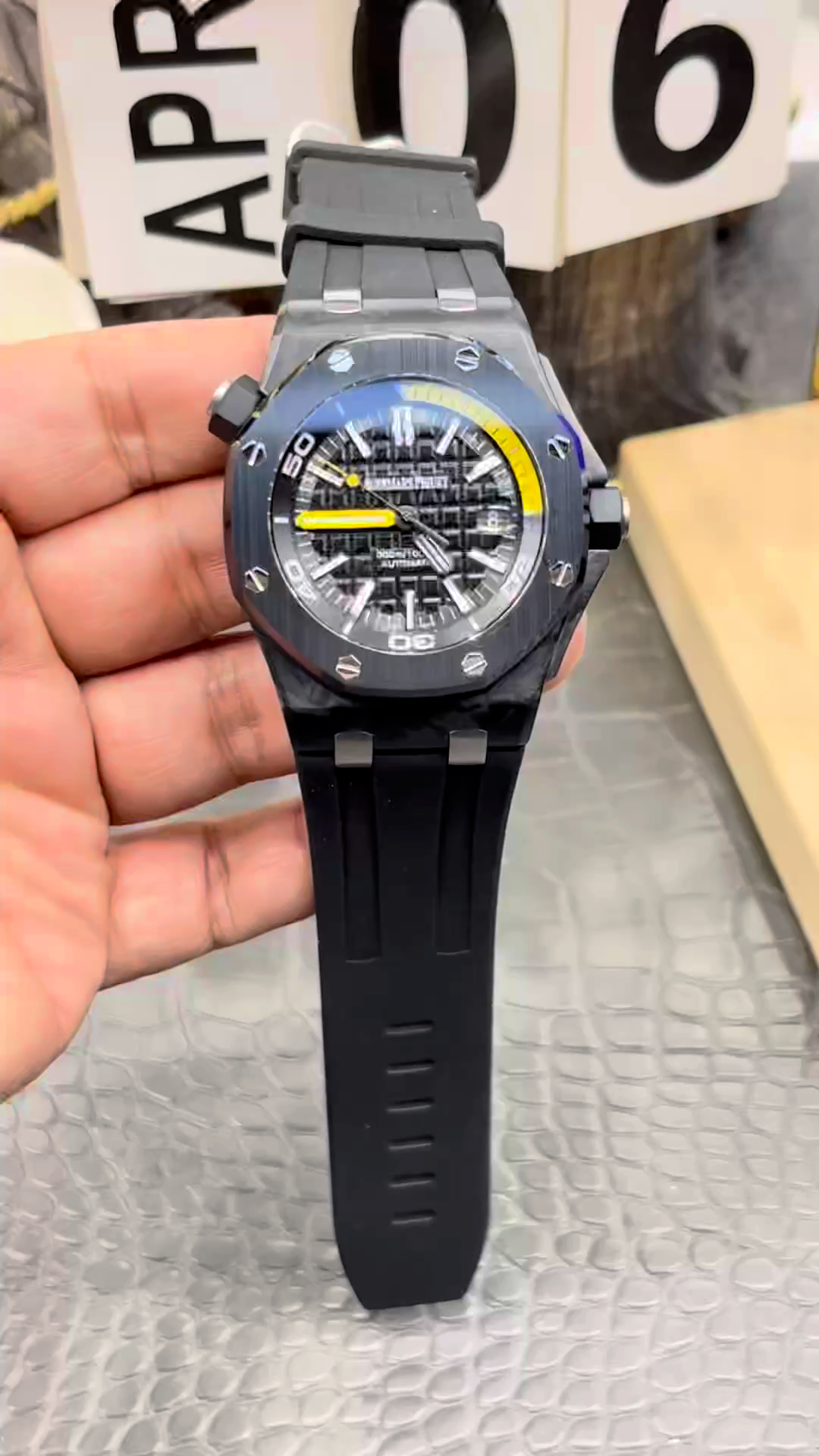 AP Royal Oak Offshore Diver 42 15706AU.OO.A002CA.01 Replica Forged Carbon Men's Watch