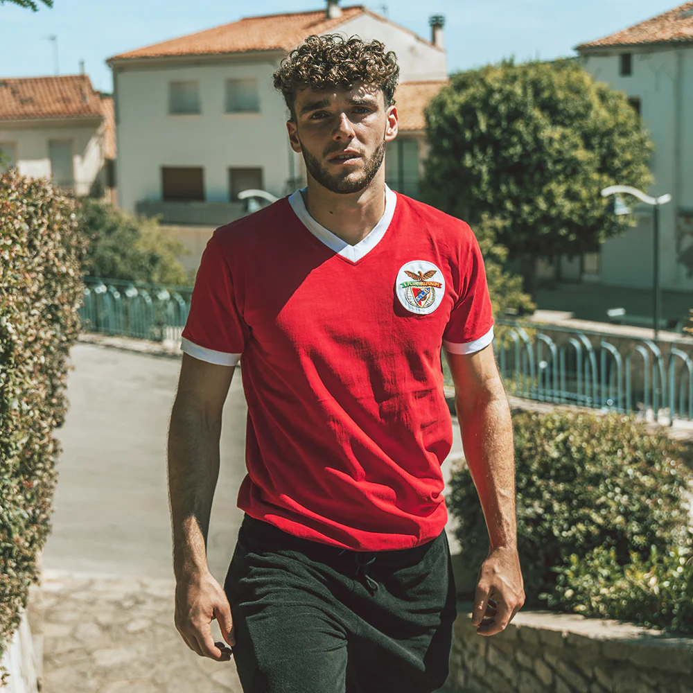 SL Benfica 1974 - 75 Retro Football Shirt