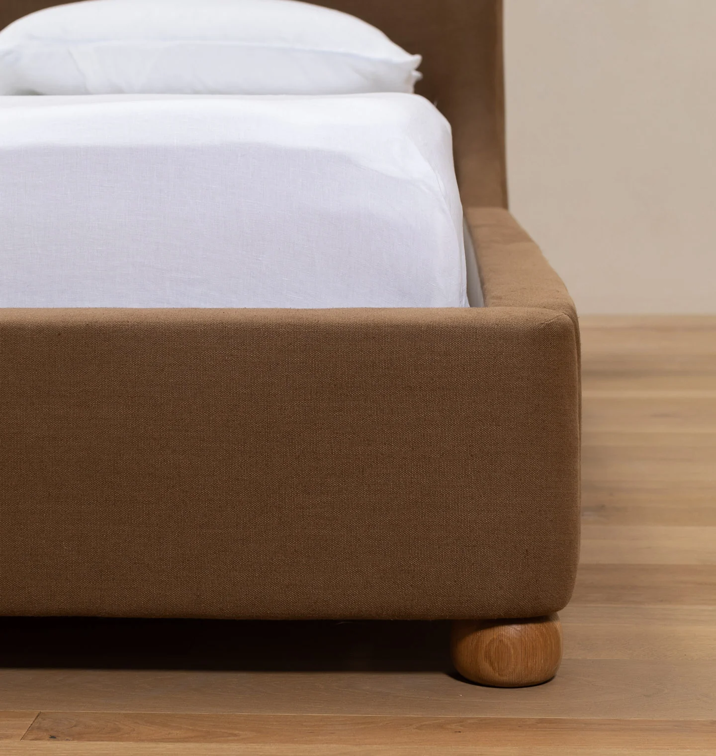 Justine Bed