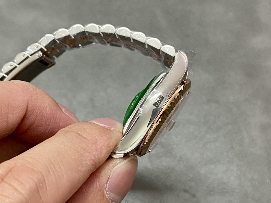 Rolex Datejust 31mm Stainless Steel and Rose Gold m278271 0010 Rose Index Jubilee ladies watch