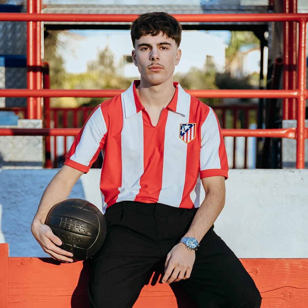 Atletico de Madrid 1970 - 71 Retro Football Shirt