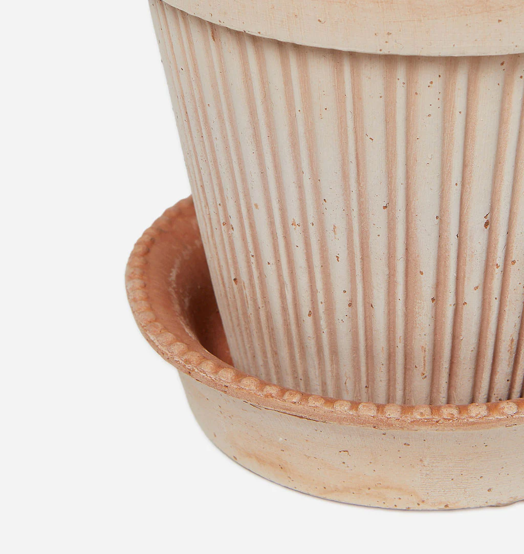 Simona Planter