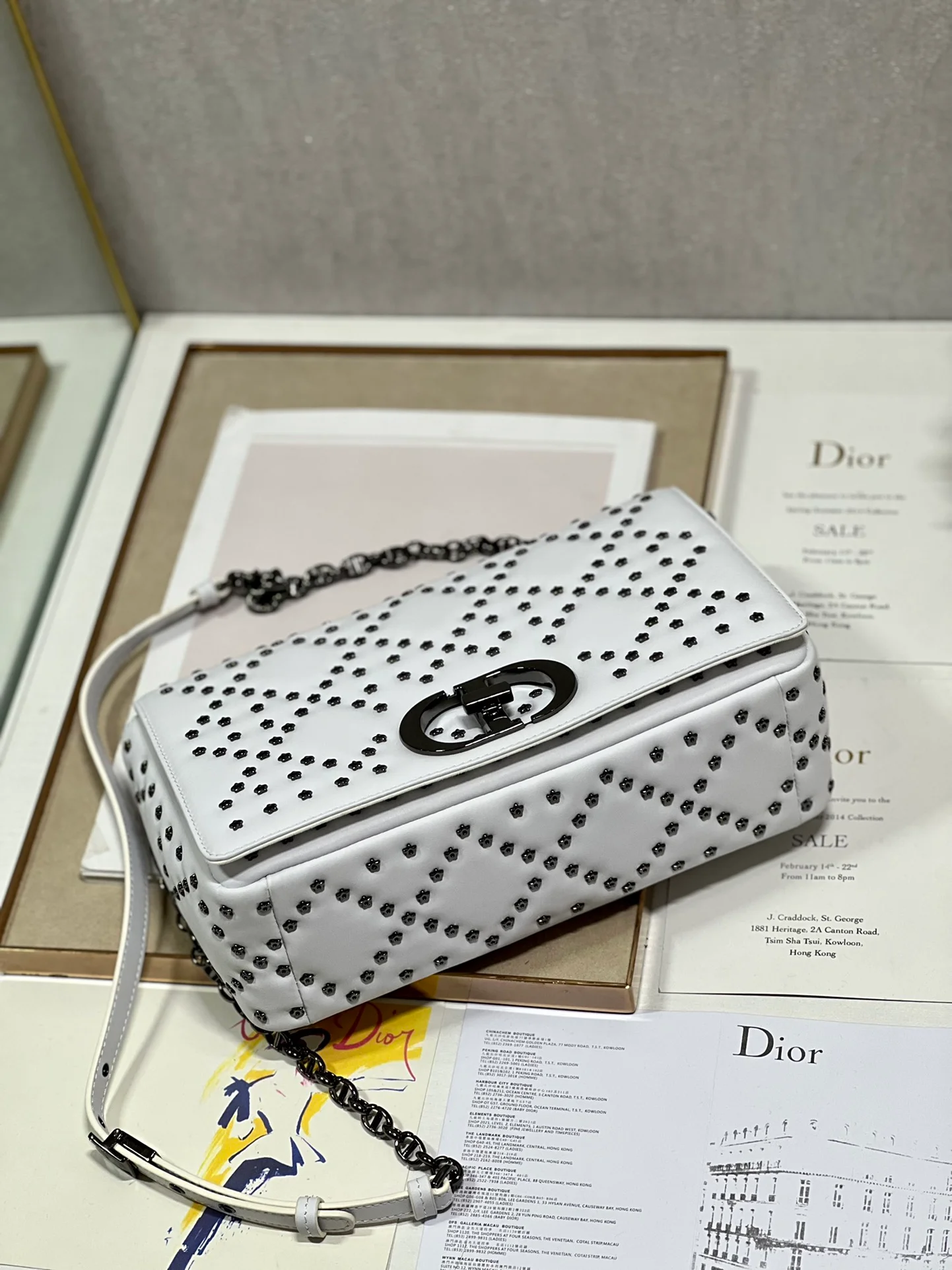 Large Caro Bag White/Black For Women 11.5in/29cm