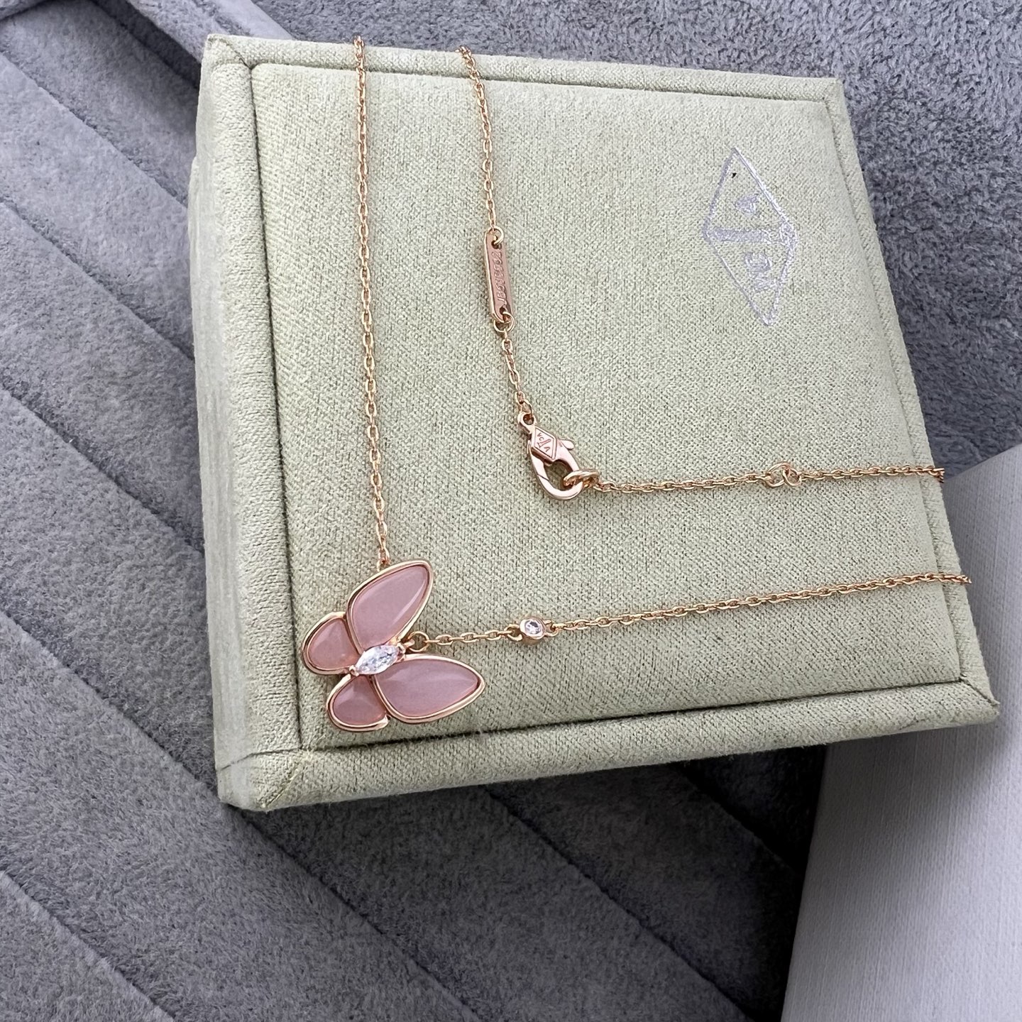 Agate butterfly four shell pink pendant necklace - Artisantouchss
