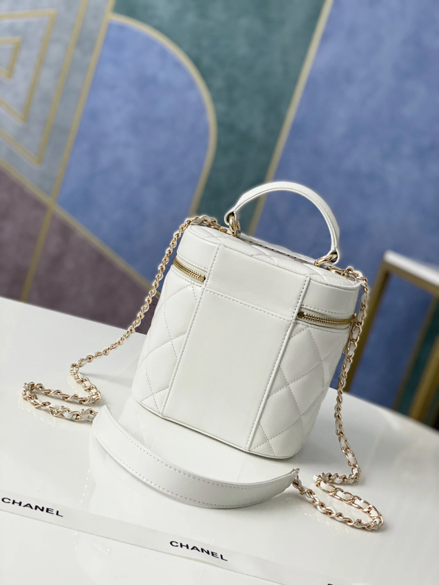 Chanel Vanity Case Gold Hardware White For Women, Women’s Handbags, Shoulder Bags 9.4in/24cm