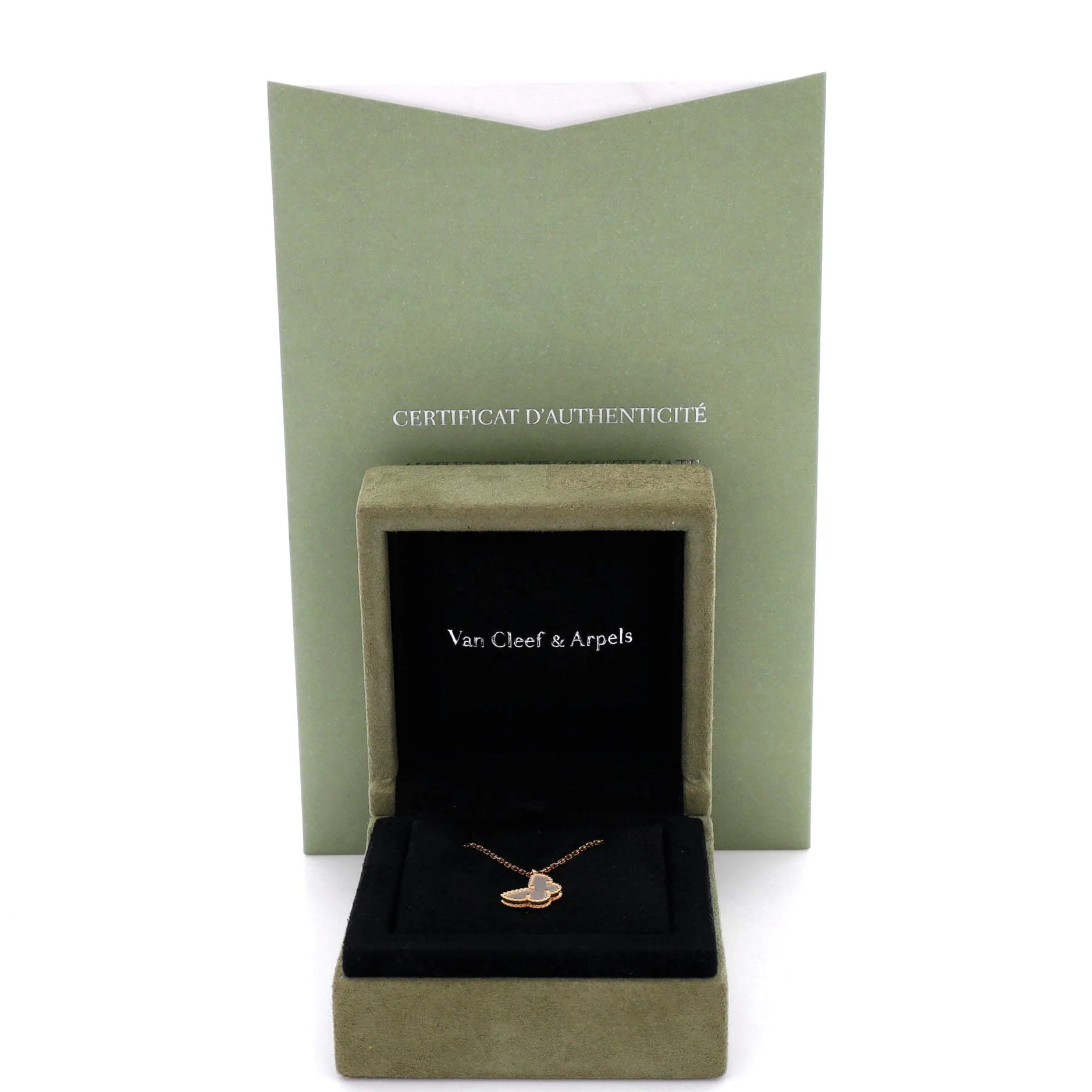 Sweet Alhambra Butterfly Pendant Necklace 18K Yellow Gold and Mother of Pearl