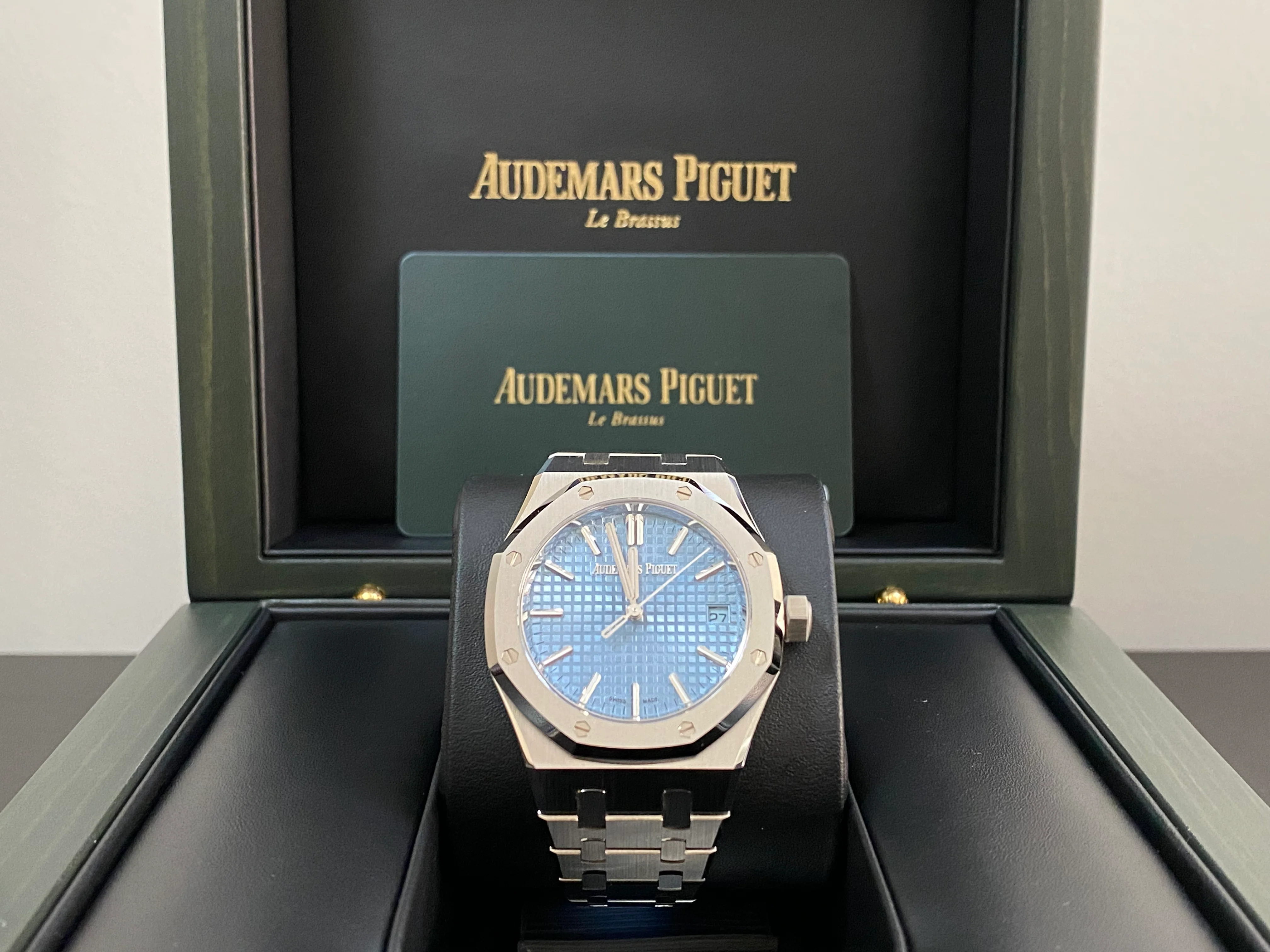 Audemars Piguet,Royal Oak Selfwinding Royal Oak Selfwinding - 2024 - Stinless Steel - Ice Blue Dial - 15550ST