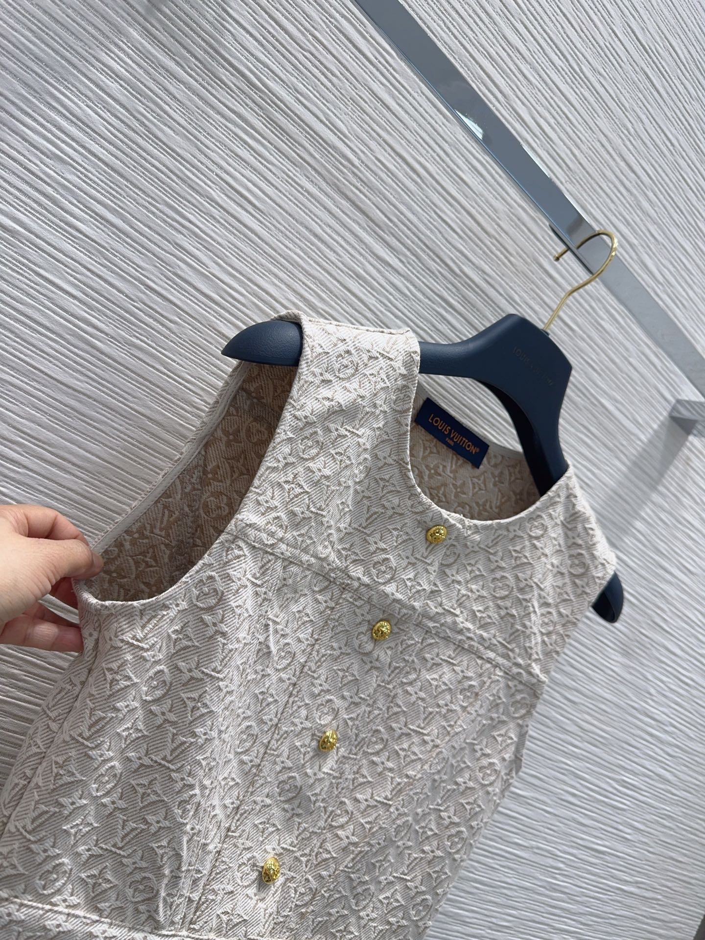Product detail 3
