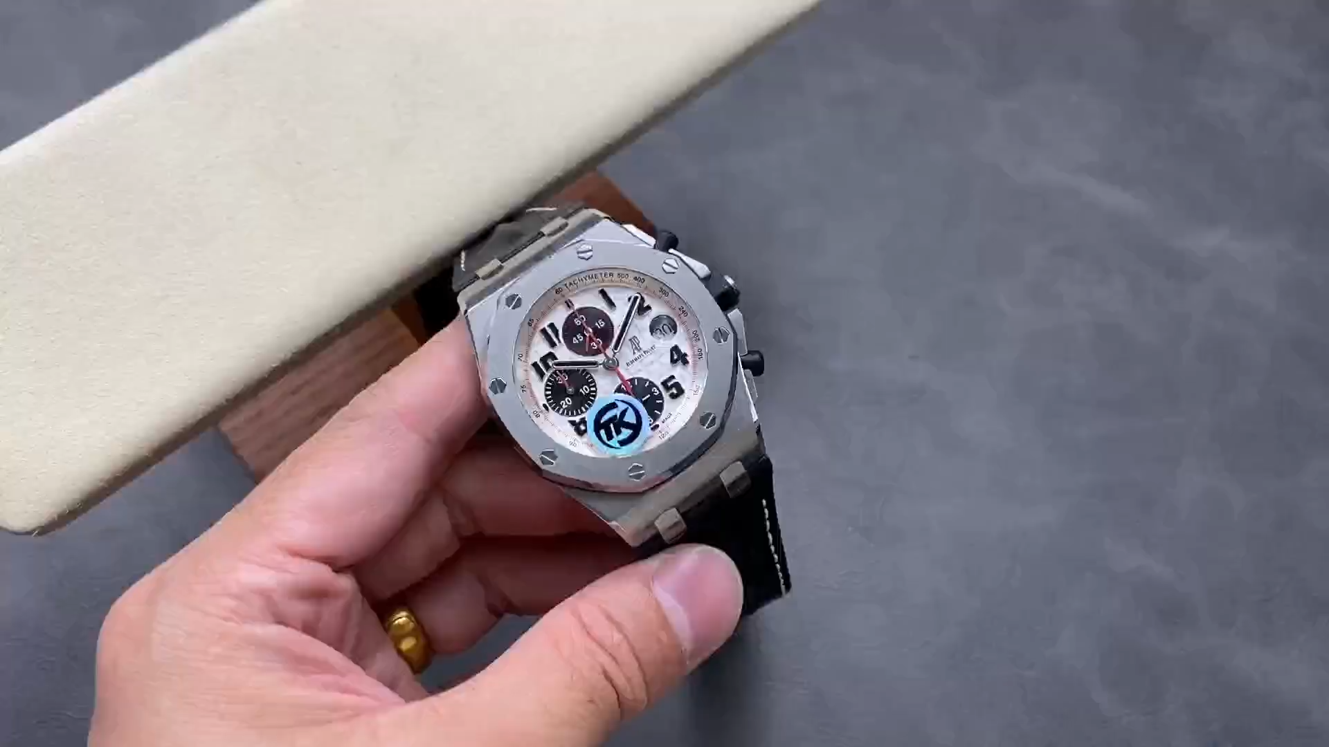 AP Royal Oak Offshore 1:1 Clone Panda 26170ST.OO.D101CR.02 Chronograph