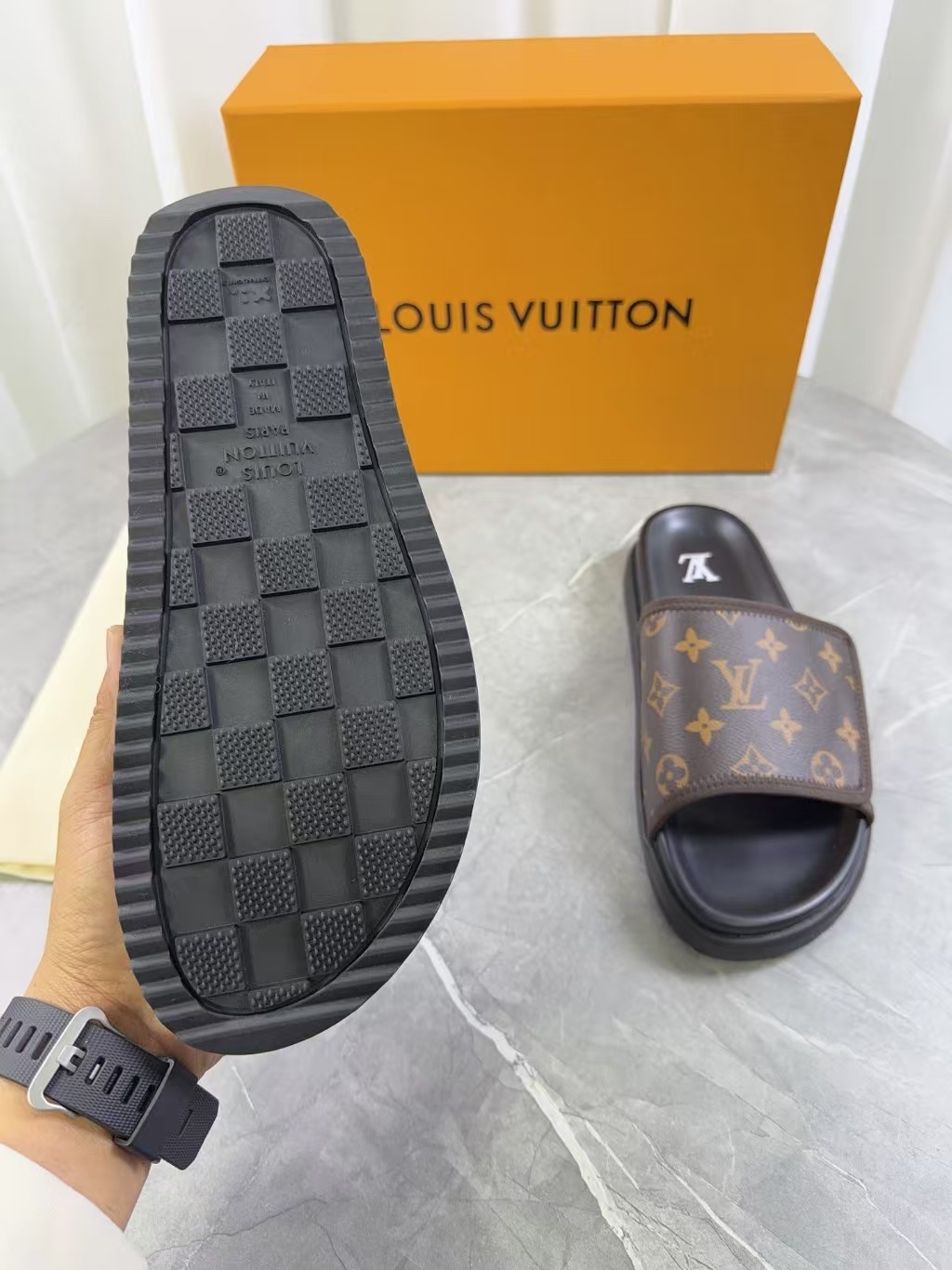 L X V SLIPPERS(Multiple colors) detail 23