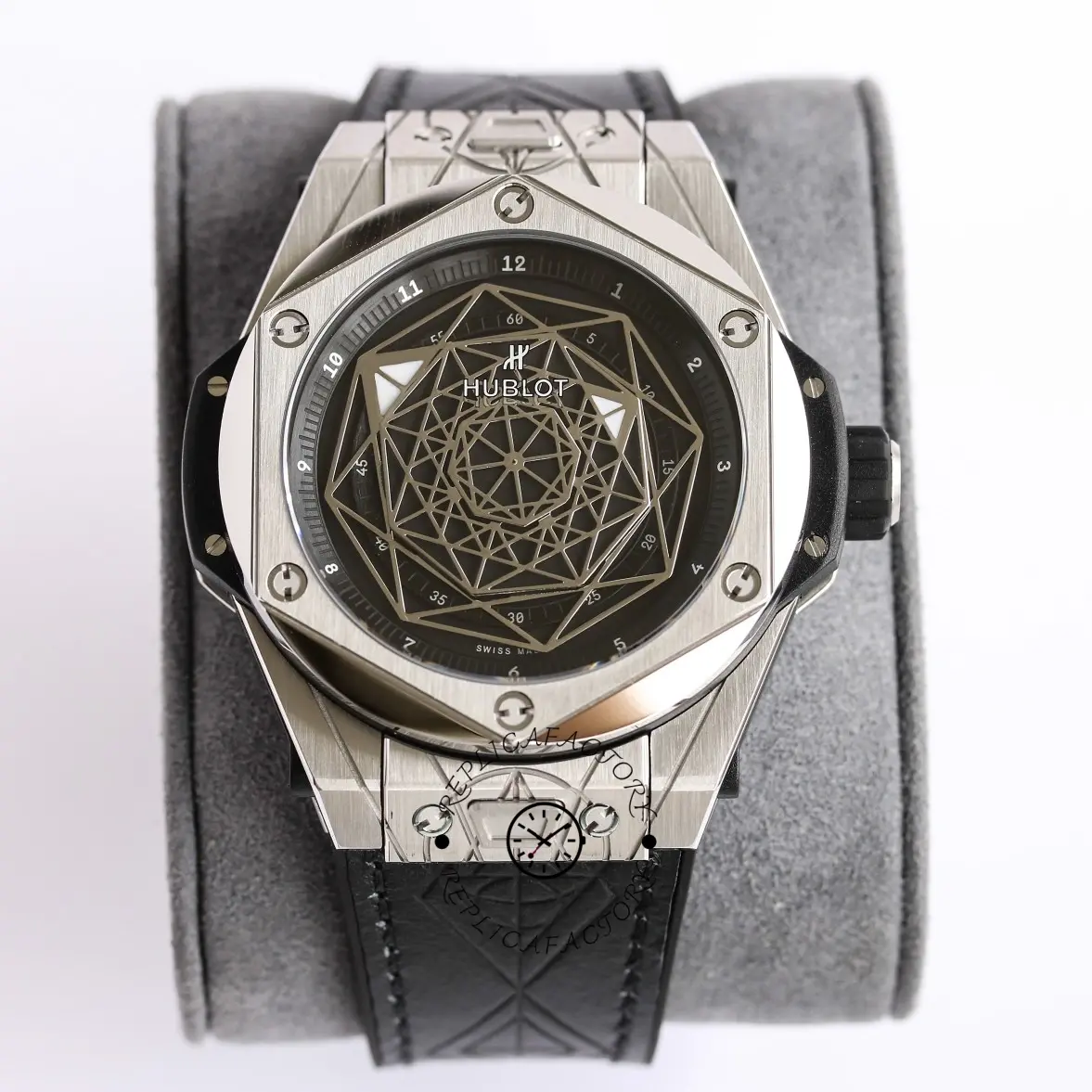 Hublot Big Bang 415.NX.1112.VR.MXM16 44mm