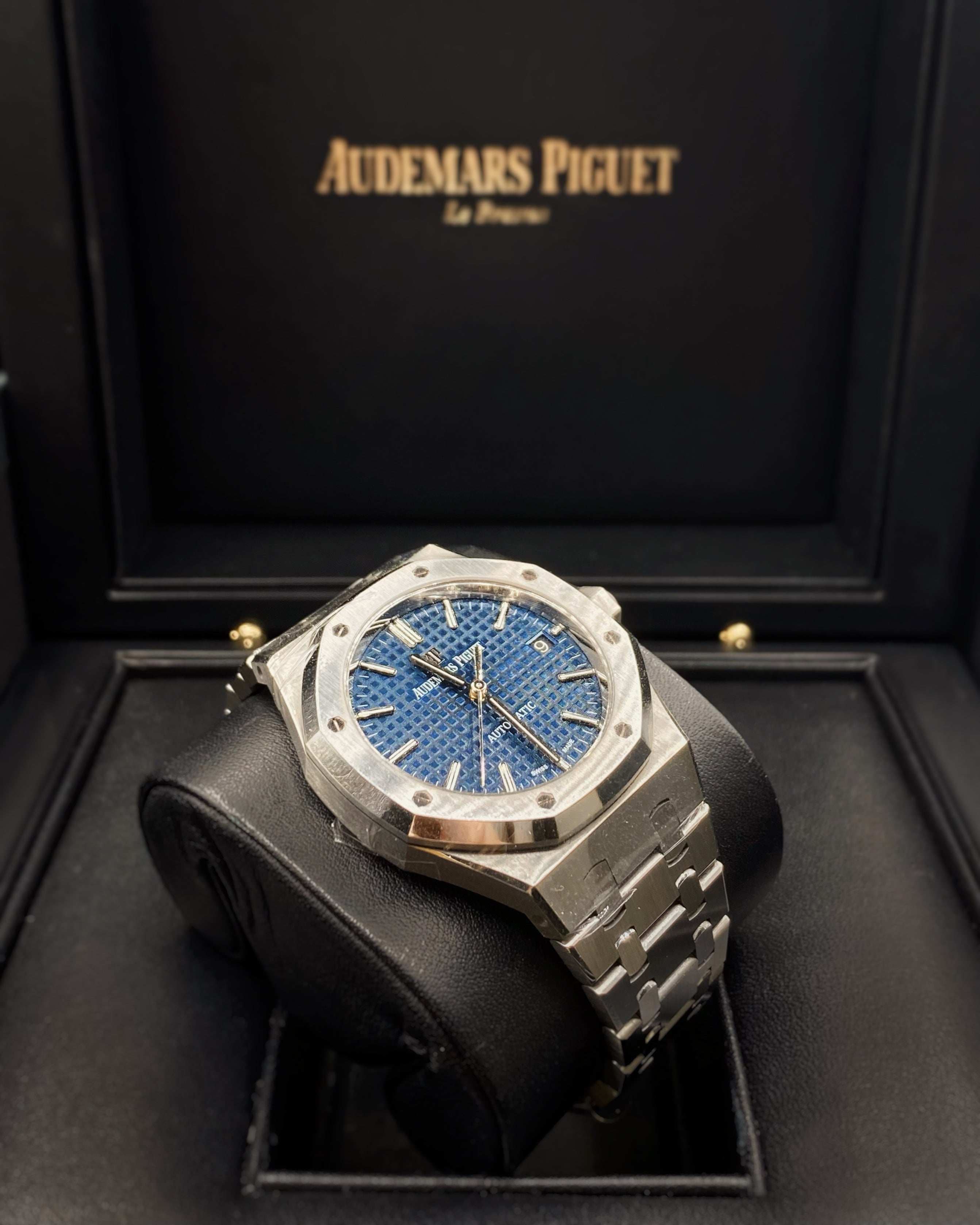 【Super Clone】Audemars Piguet Royal Oak Selfwinding Blue dial, 37mm, Stainless steel, 15450ST.OO.1256ST.03