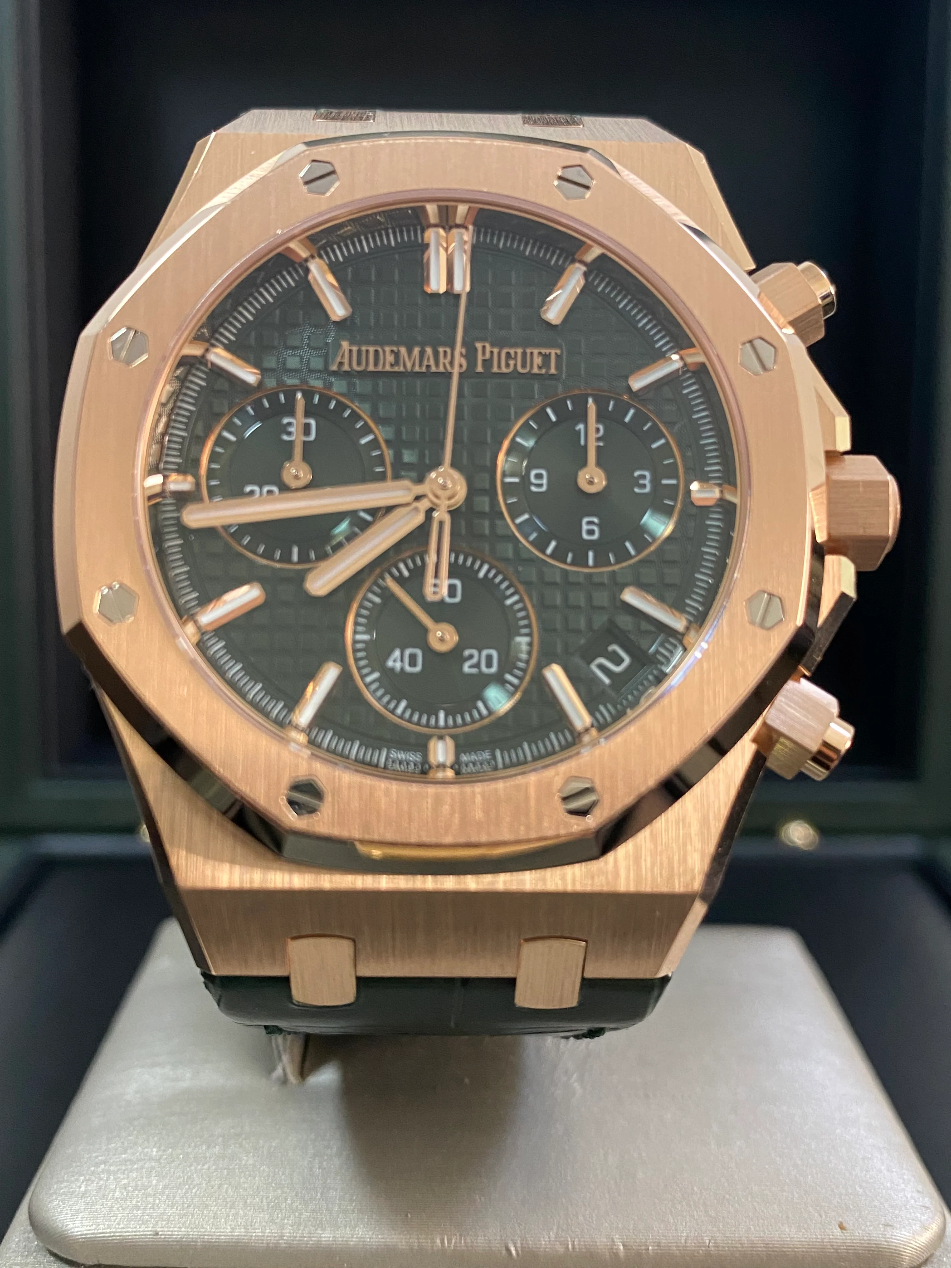 Audemars Piguet,Royal Oak Chronograph Royal Oak Chronograph 18K Pink Gold- 2023 - Green Grand Tapisserie Dial - Green Leather Strap - 26240OR