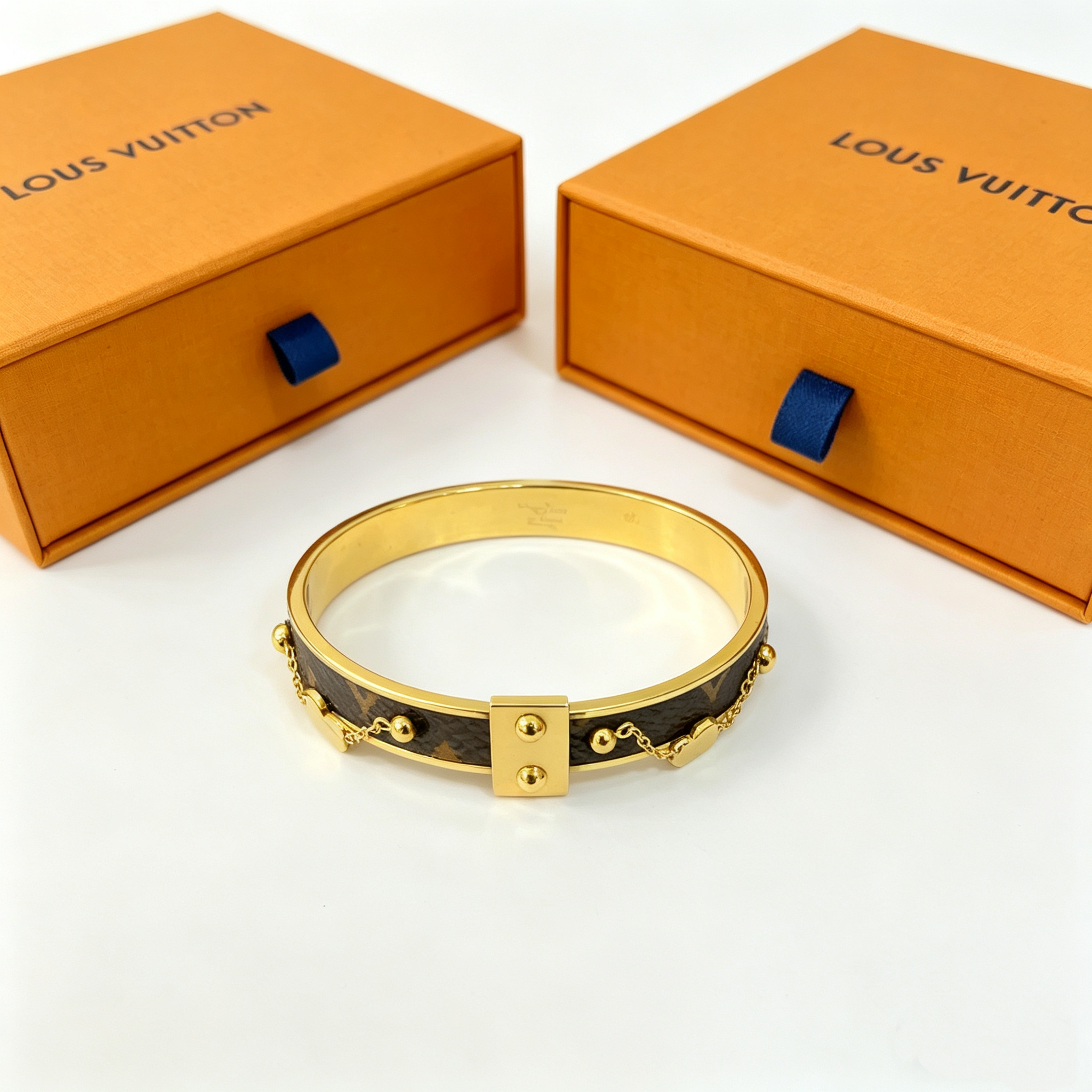 L—Metal Bangle with Skin