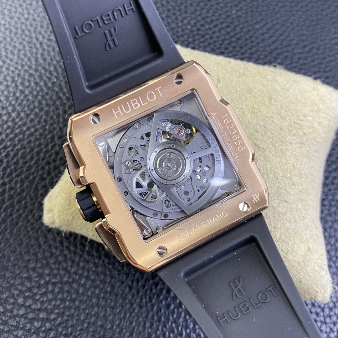 Hublot Square Bang 821.OM.0180.RX 42 mm