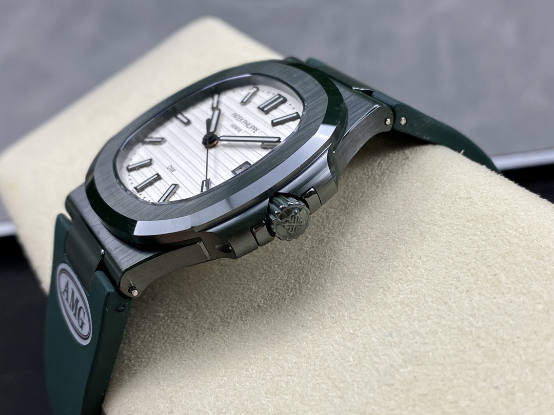 Patek Philippe Nautilus Green Rubber White Dial 5711 40MM Watch