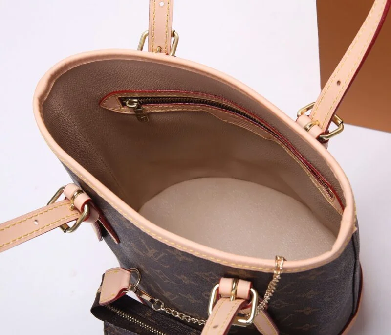 Louis Vuitton Monogram Bucket Pm Tote Bag With Wallet M42238