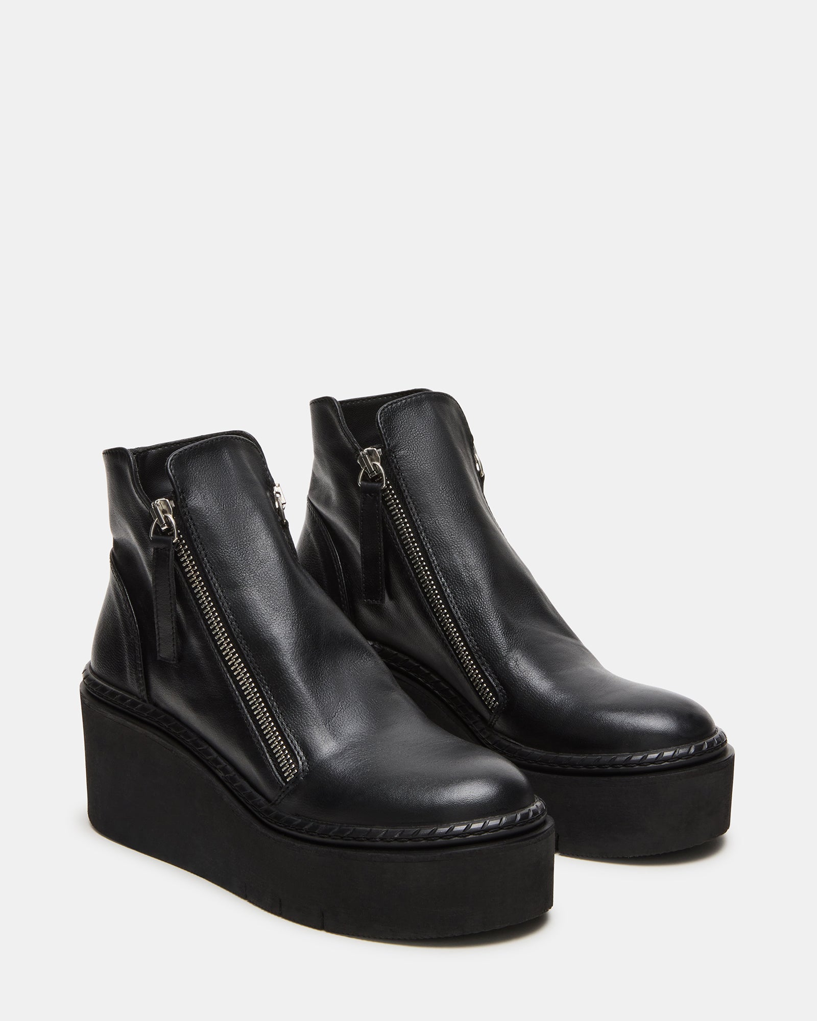Drift Black Leather