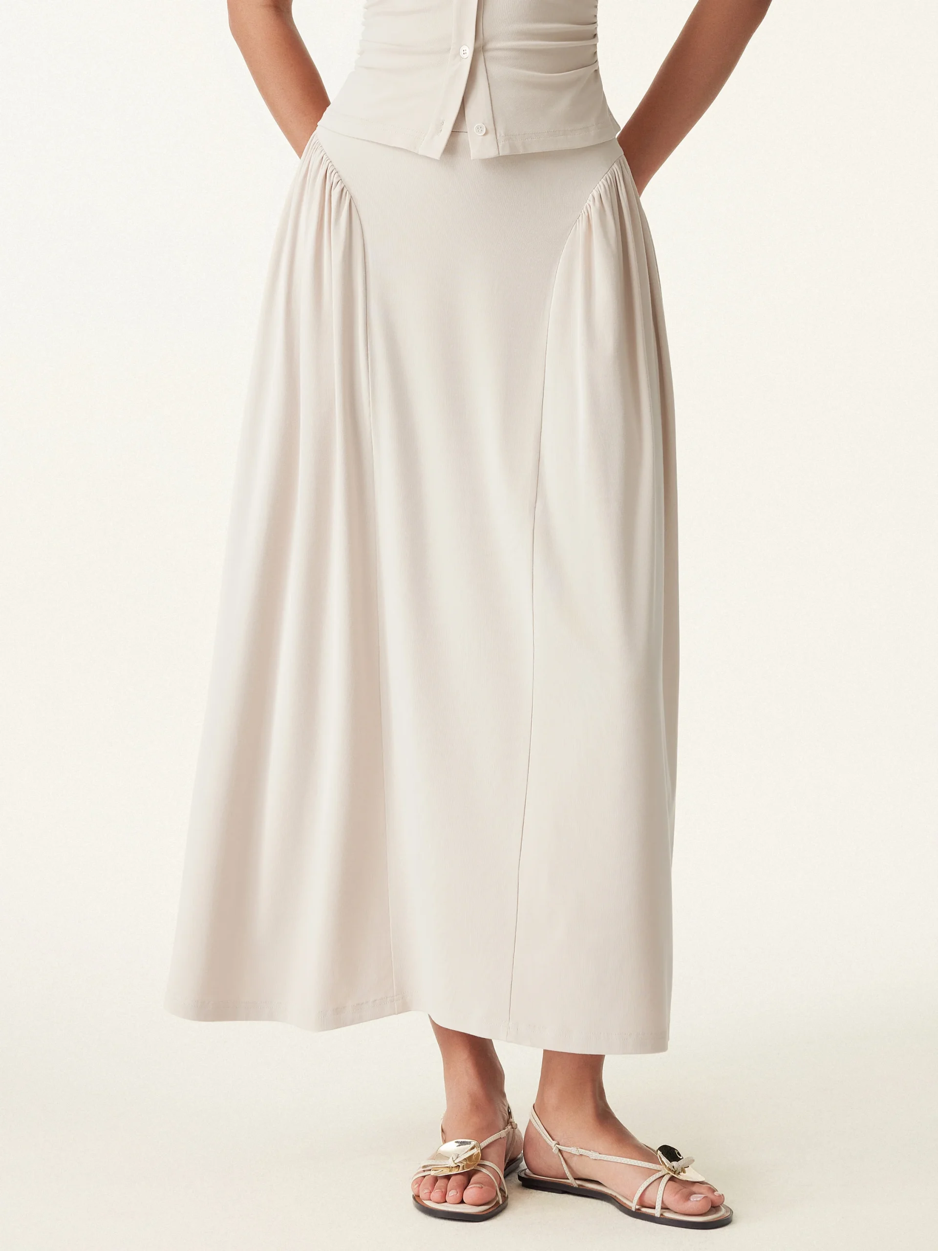 Curved Gathering Flared Midi Skirt with Pockets