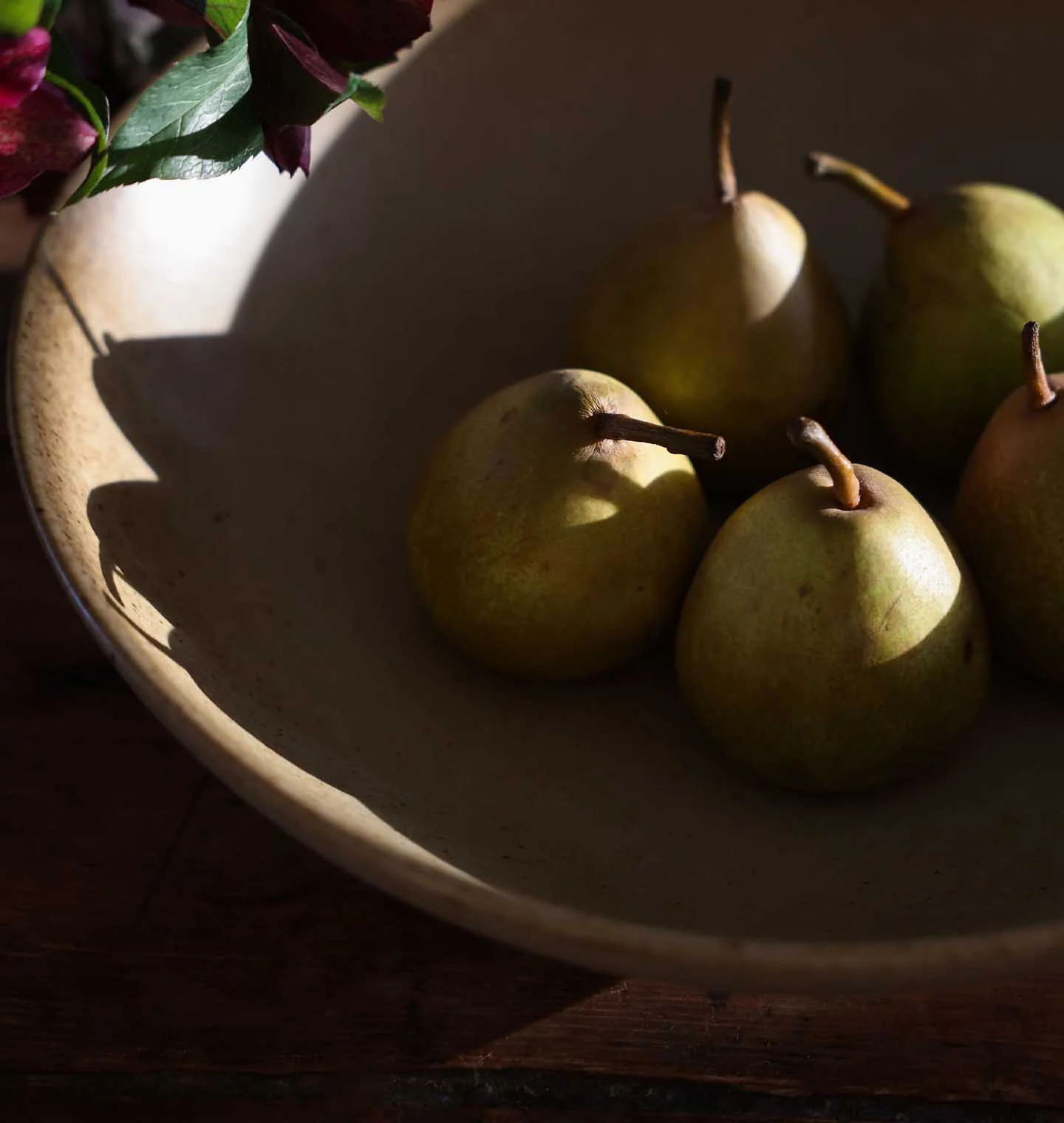 Seraphina Stoneware Serving Bowl