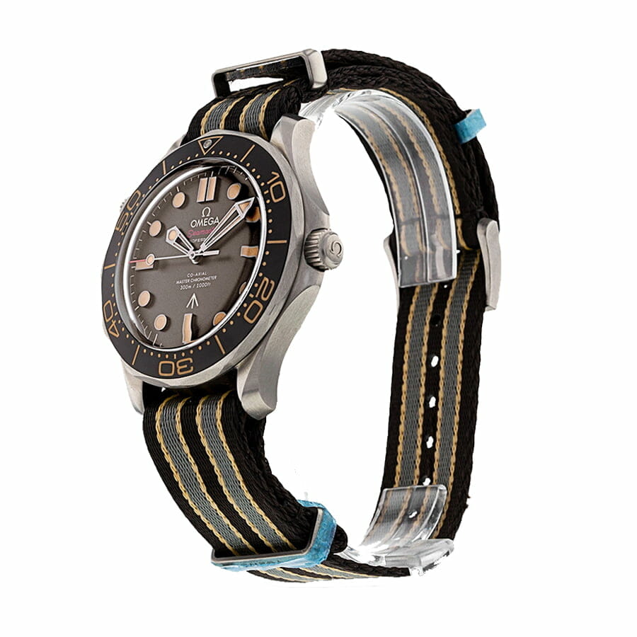 Omega 8806 Replica