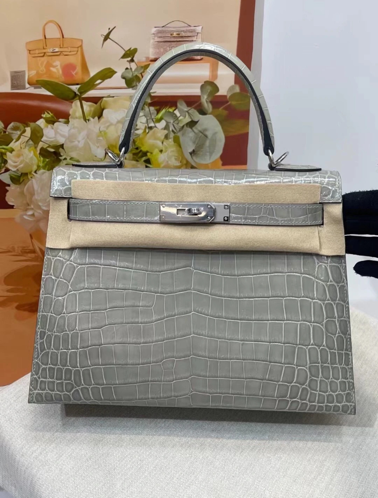 Hermès Kelly 25-28 Glacier Grey Crocodile