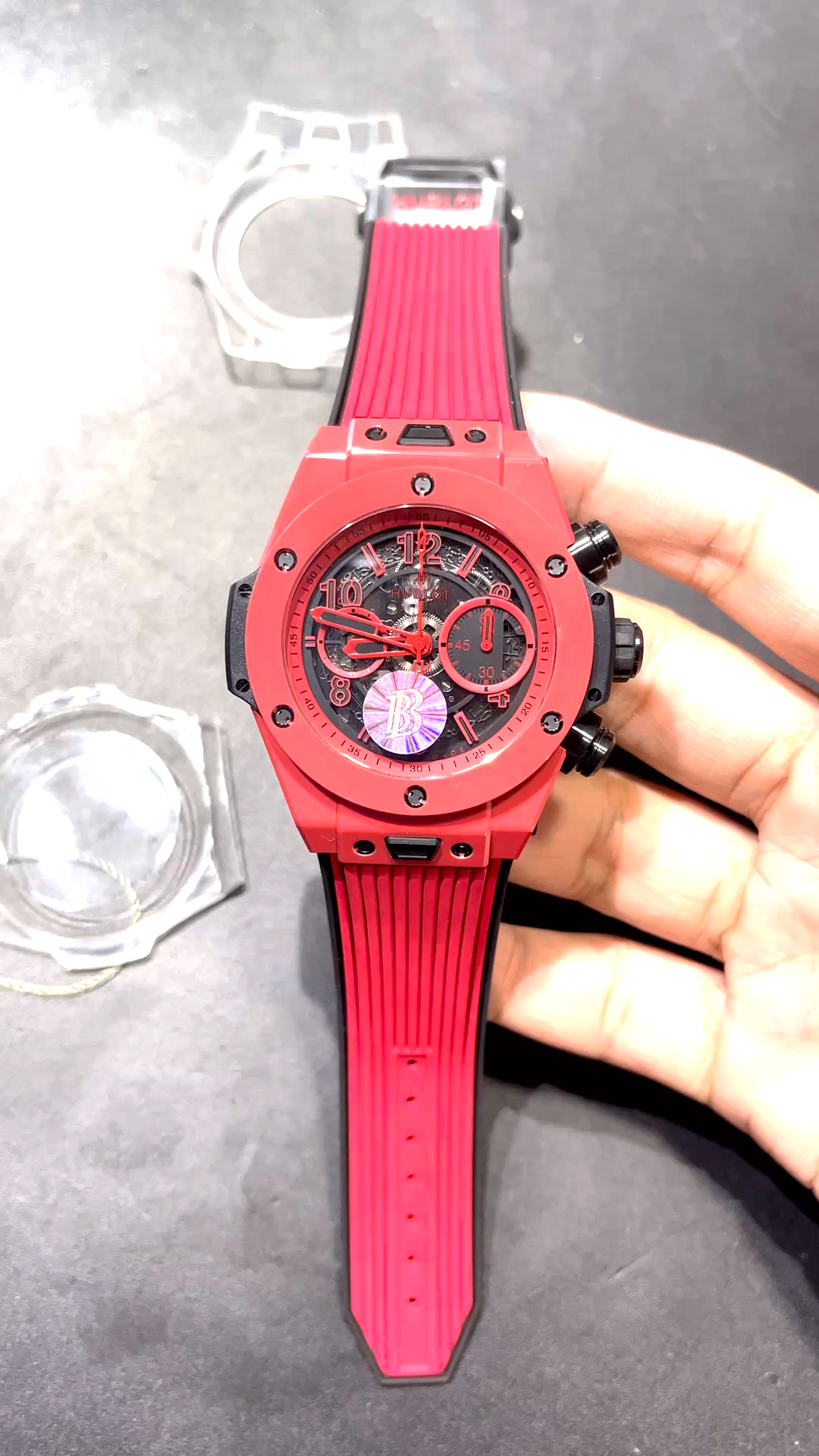 Hublot Big Bang Unico Red Magic Ceramic 411.CF.8513.RX 42mm