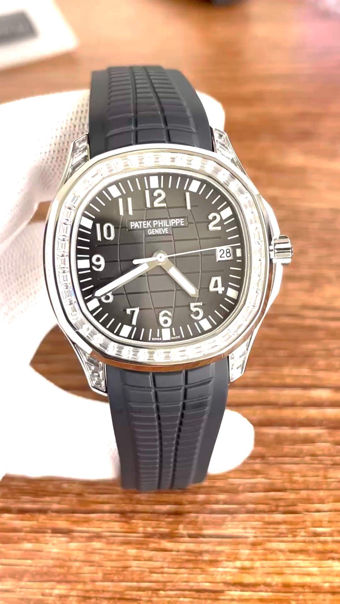 Replica Patek Philippe Aquanaut 5267 200A 001 Black Dial Diamond Bezel Watch