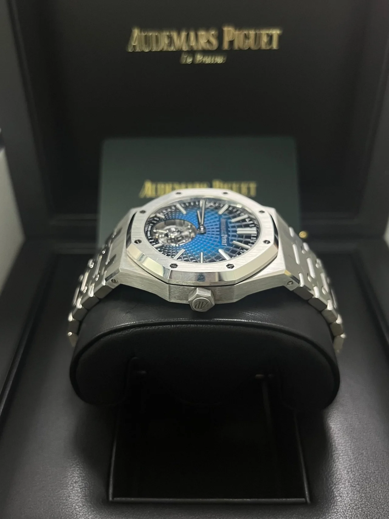 Royal Oak Selfwinding Flying Tourbillon Ref. 26530ST.OO.1220ST.01 41mm