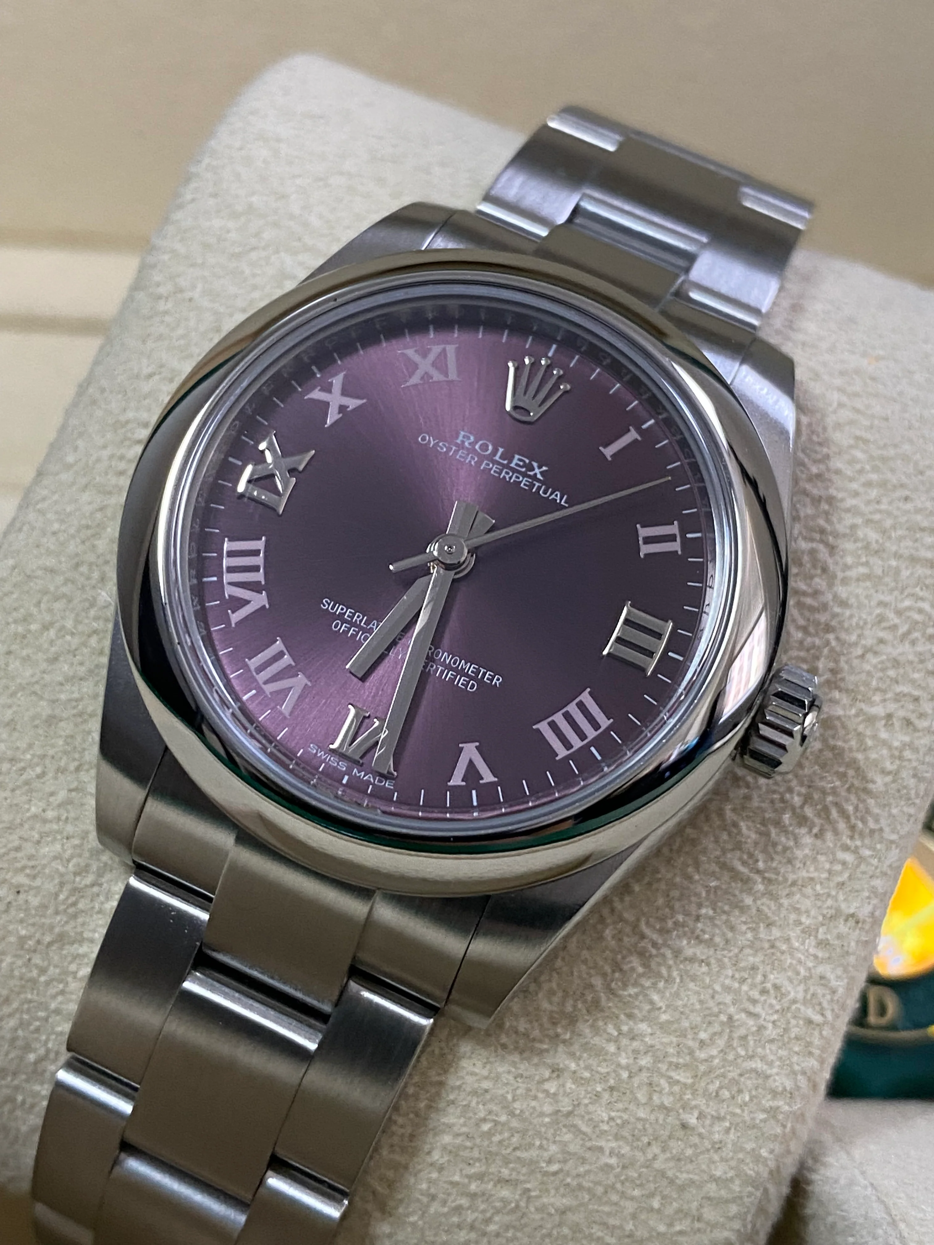 Rolex Oyster Perpetual 31 - 2018 - Domed Bezel - Grape Dial - Oyster Bracelet - 177200 *FULL SET*