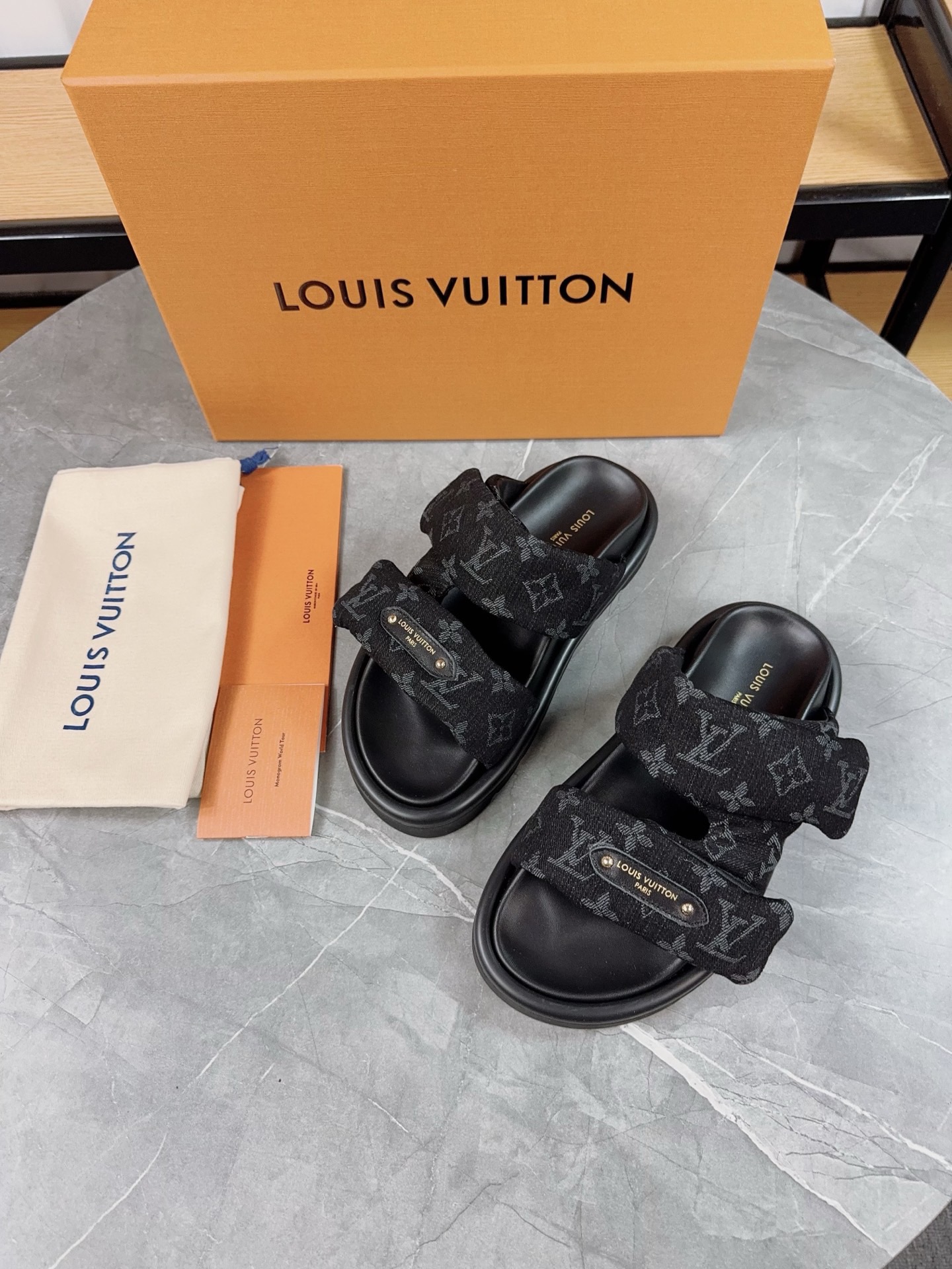 Louis Vuitton Pool Pillow Flat Comfort Slippers Size 36-46