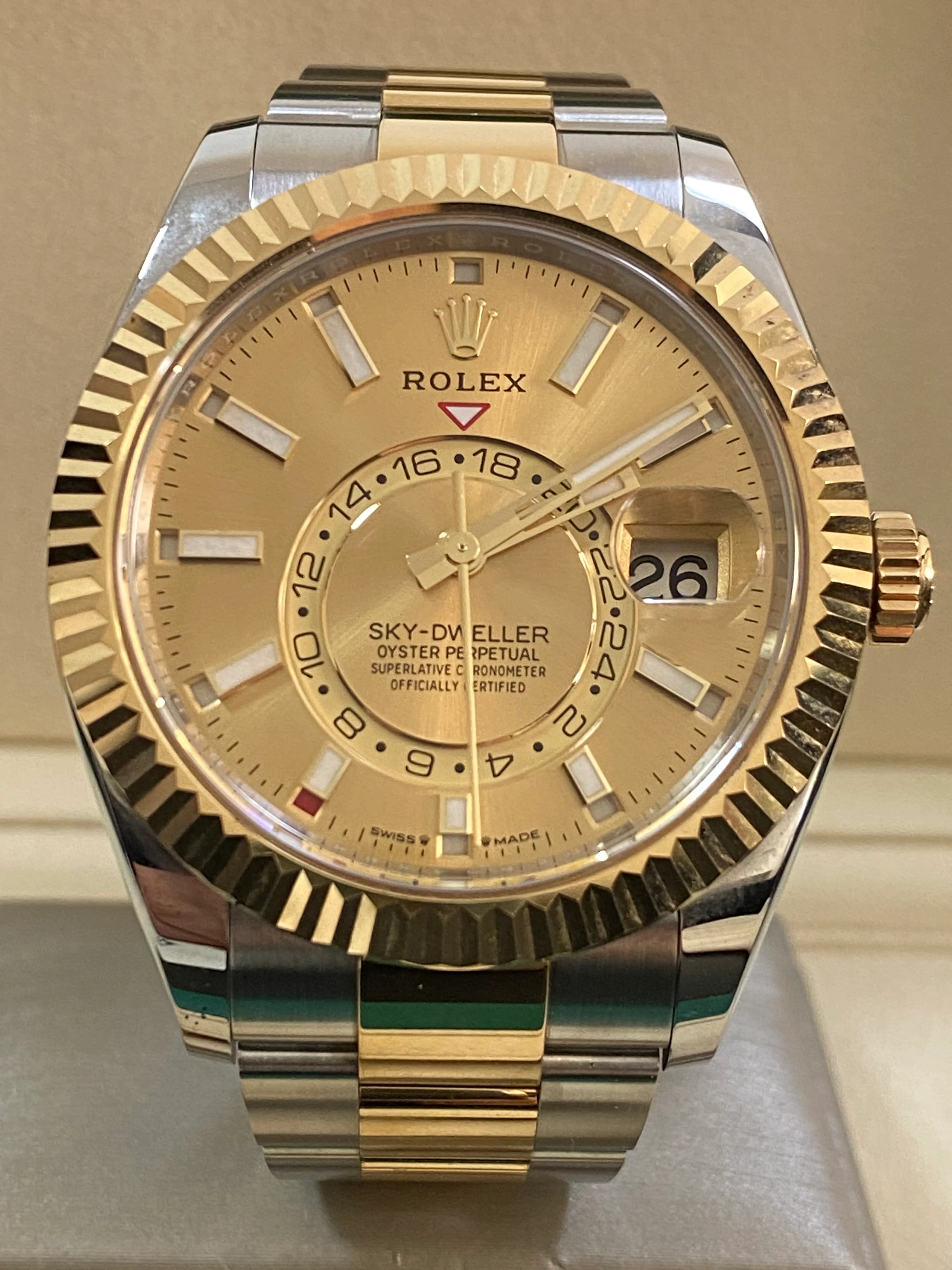 Rolex,Sky-Dweller Yellow Rolesor Sky-Dweller - 2023 - Champagne Index Dial - Oyster Bracelet - 336933