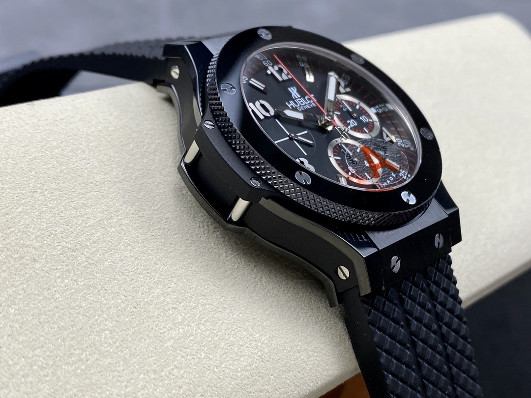 Hublot Big Bang 301.CX.130.RX 44mm Mens
