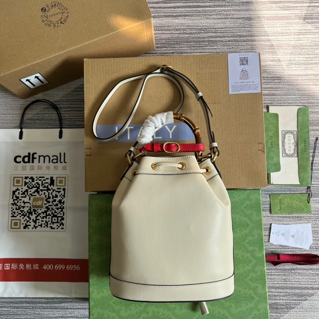 Diana Bucket Bag Black/White/Brown For Women 15in/38cm 724667