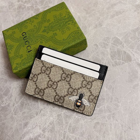 Gucci GG Kingsnake print GG Supreme card case Size 10*7cm Style: 451277