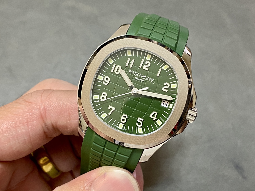 Replica Patek Philippe Aquanaut 5168G 010 40mm Mens Watch